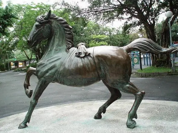 銅雕動物馬案例